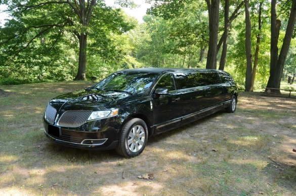 2013 Lincoln MKT SUV for Sale in Roseville, CA - Main Photo