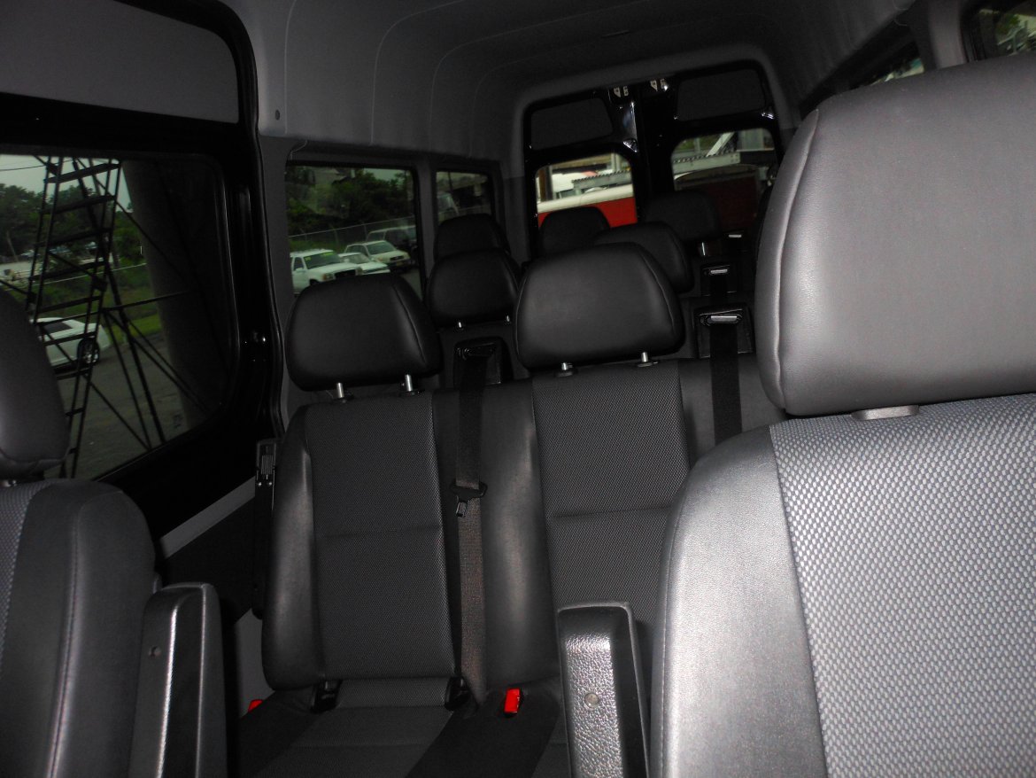 2014 Mercedes-Benz Sprinter 2500 170 WB High Roof 14 Passenger Van - Photo 2