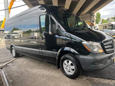 2014 Mercedes-Benz Sprinter 2500 170 WB High Roof 14 Passenger Van