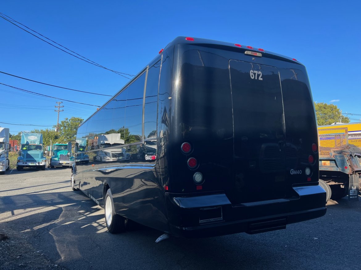 Executive Shuttle for Sale in Hillside, NJ - Photo 6