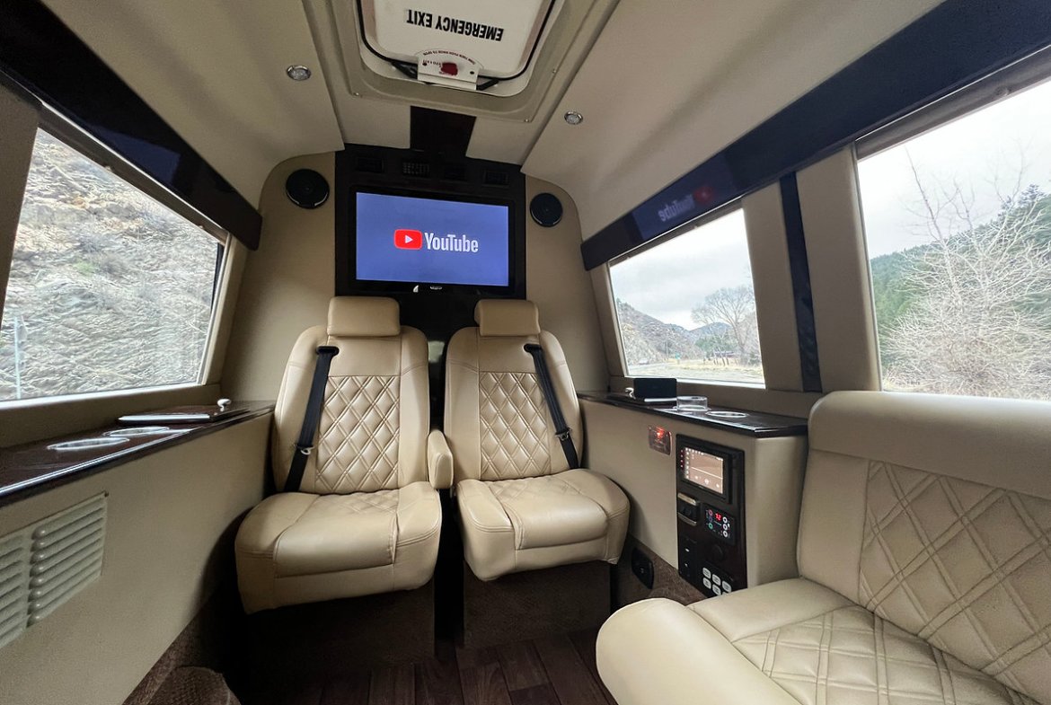 2014 Battisti Mercedes-Benz 3500 Sprinter - Photo 3