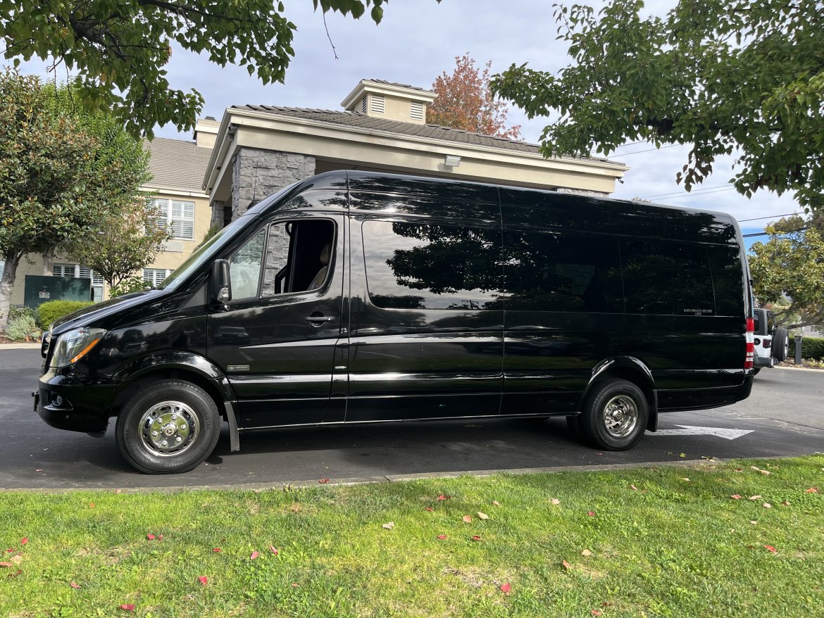 2016 L A west  Mercedes-Benz Sprinter 3500 Sprinter - Photo 2