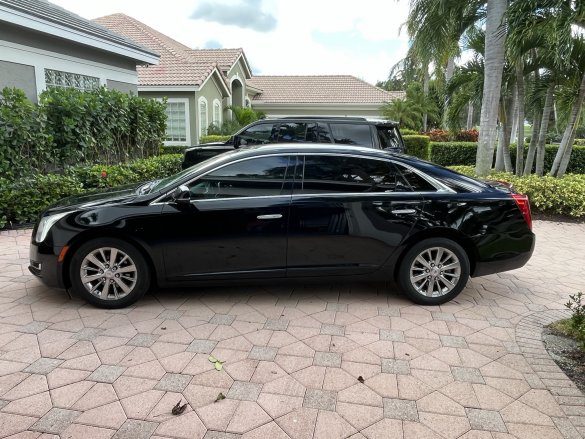 2017 Cadillac XTS-L Sedan for Sale in West Palm beach, FL - Main Photo