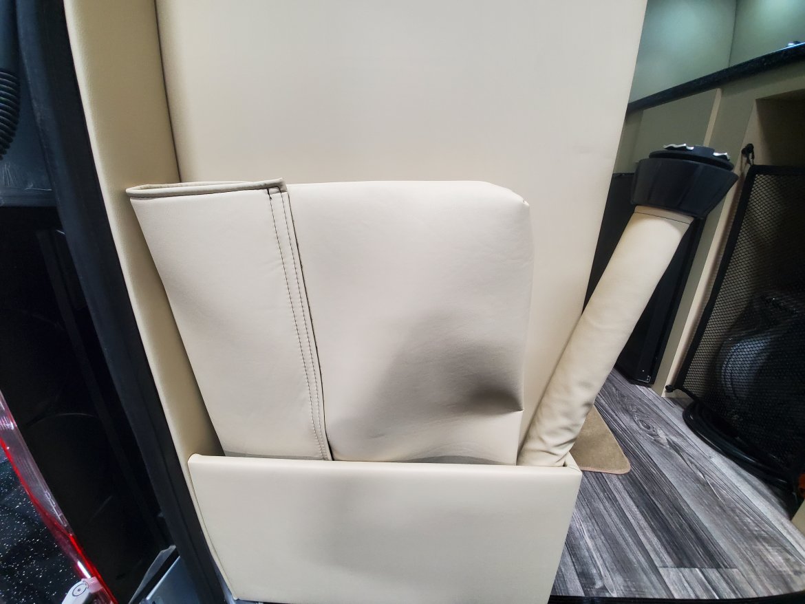 Sprinter for Sale in Houston, TX - Photo 7