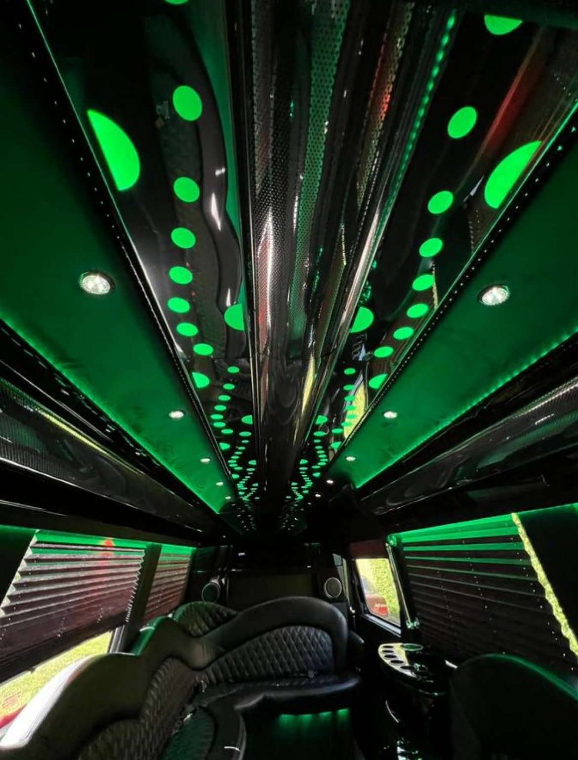 Limo Bus for Sale in Baldwin, NY - Photo 9