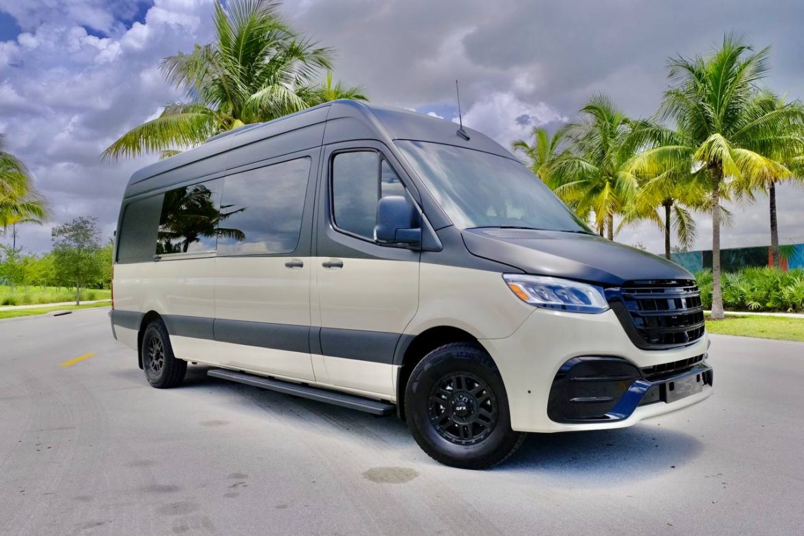 Sprinter for Sale in Miami, FL - Photo 2