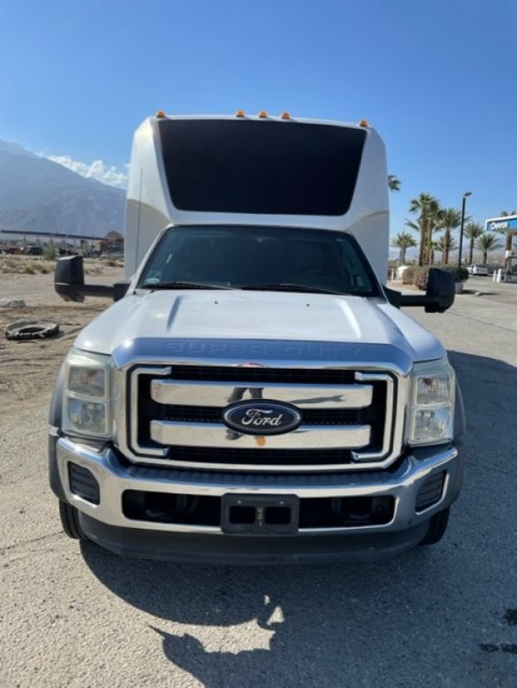 2015 Ford F550 Shuttle Bus for Sale in laguna niguel, CA - Main Photo