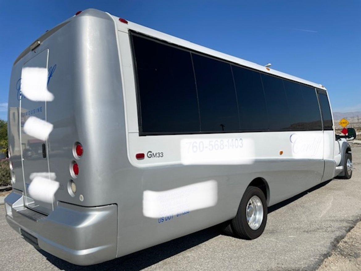 Shuttle Bus for Sale in laguna niguel, CA - Photo 7
