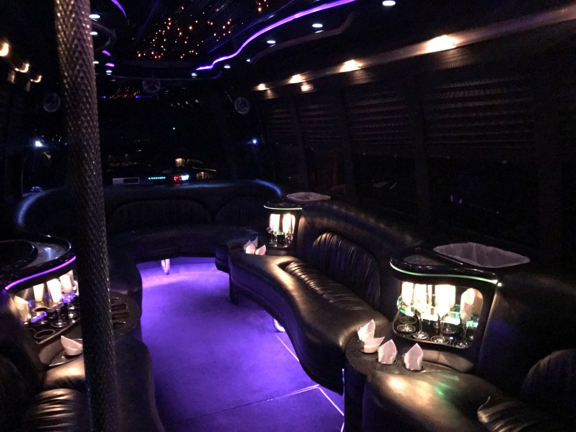 Photo of Limo Bus for sale: 2007 Ford E-450 by Krystal