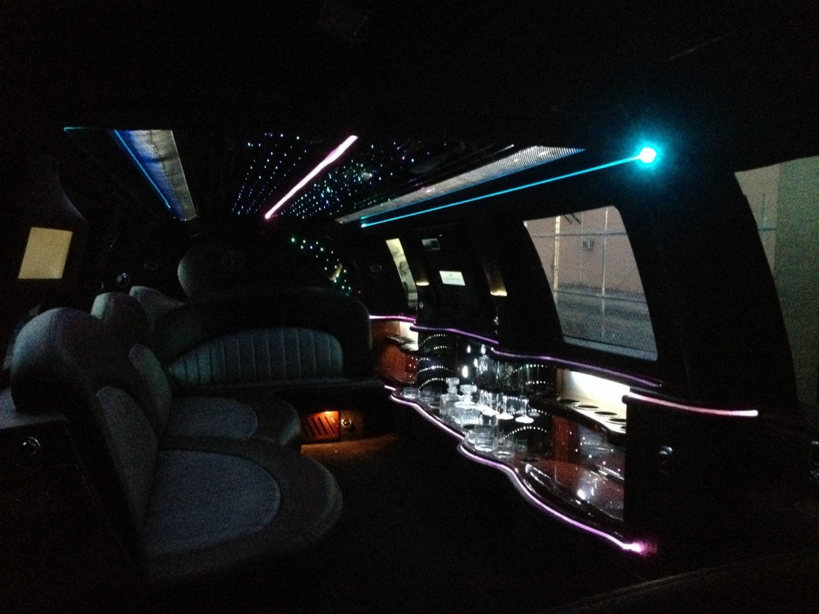 SUV Stretch for Sale in El Paso, TX - Photo 9