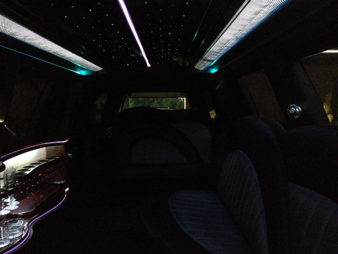 SUV Stretch for Sale in El Paso, TX - Photo 10