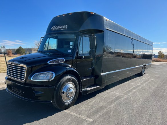 2016 Freightliner M2 Shuttle Bus for Sale in Aurora, CO - Main Photo