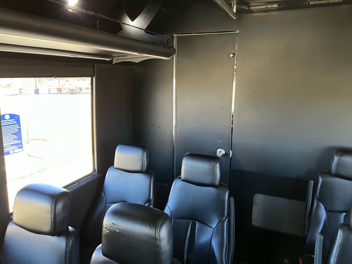 Shuttle Bus for Sale in Aurora, CO - Photo 7