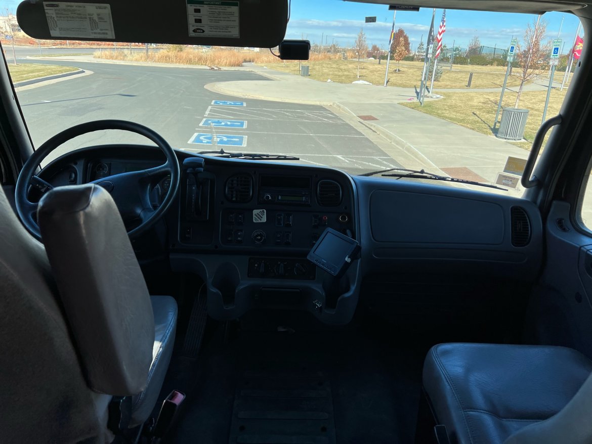 Shuttle Bus for Sale in Aurora, CO - Photo 9