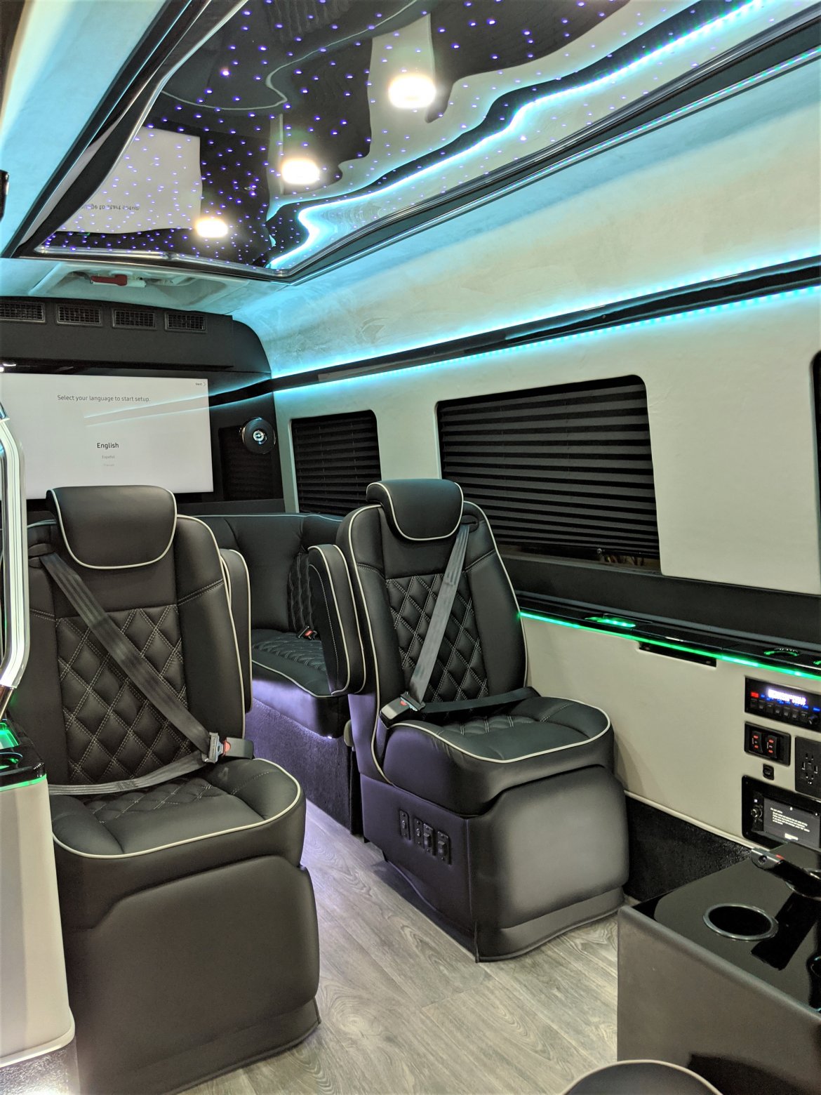 2023 Springfield Coach  Mercedes-Benz Sprinter  Sprinter - Photo 2