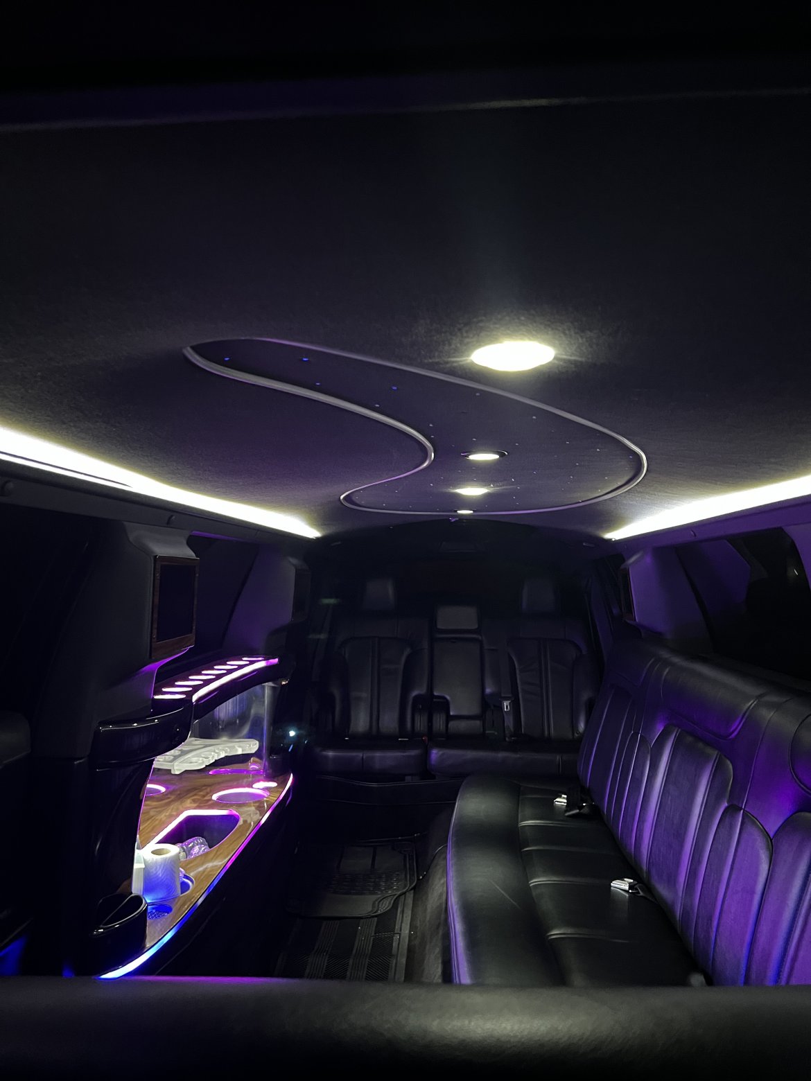 Limousine for Sale in Naperville, IL - Photo 4