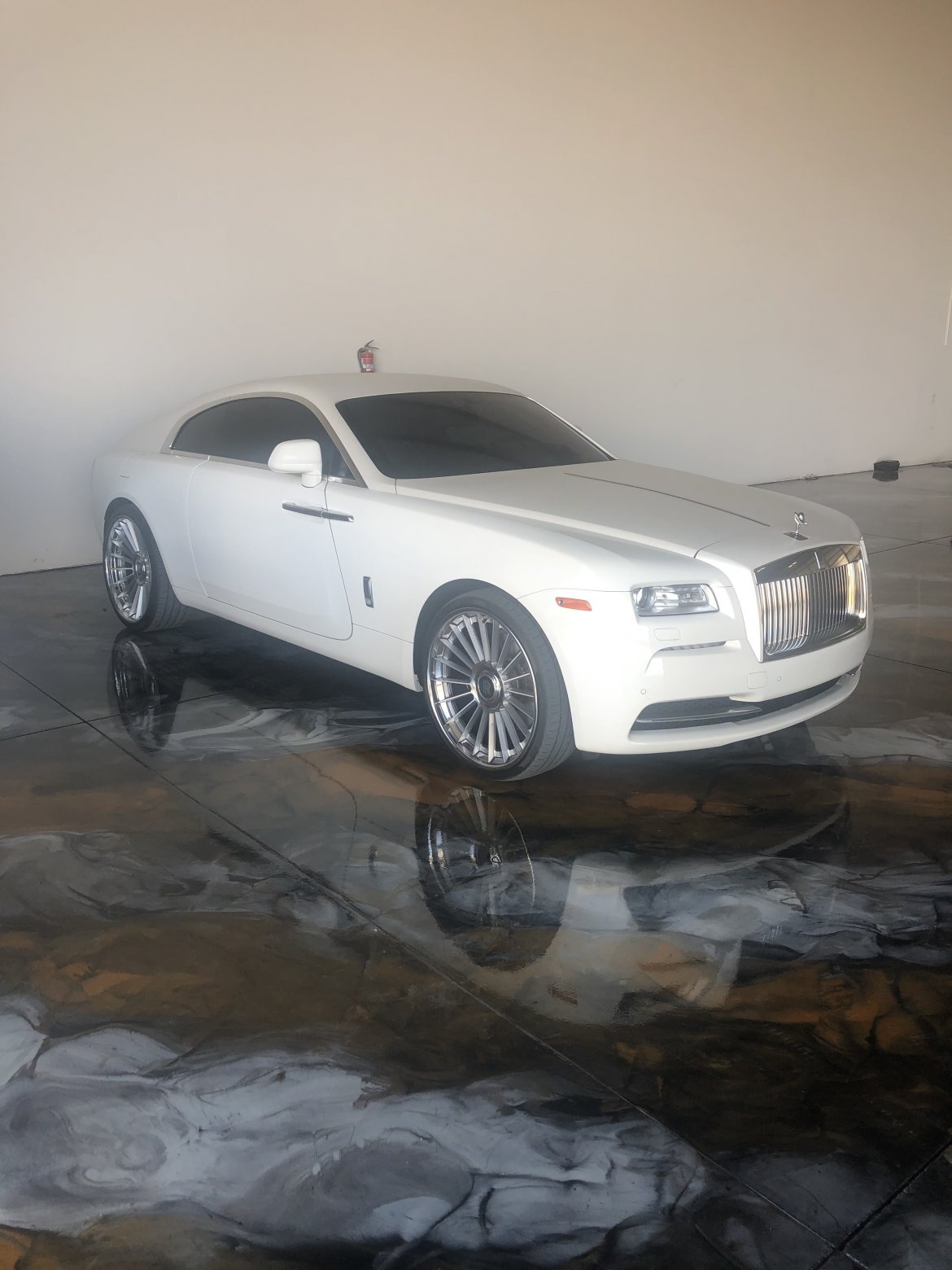Exotic for sale: 2014 Rolls-Royce Wraith