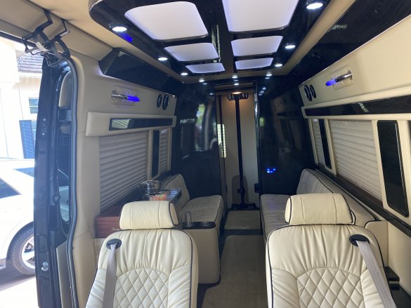 2019 Mercedes-Benz Sprinter 3500 Sprinter for Sale in Orlando, FL - Photo 2