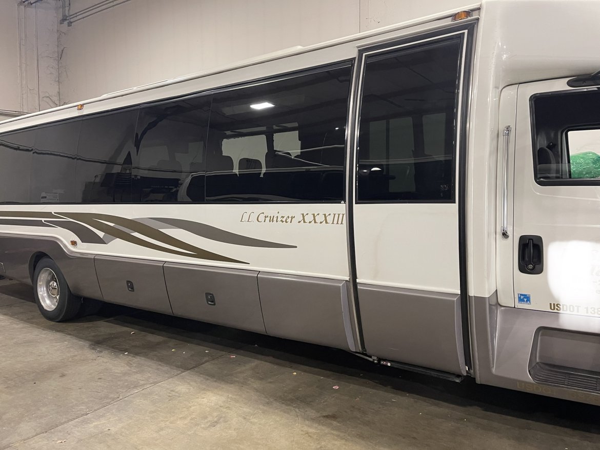 Photo of Shuttle Bus for sale: 2008 International 3200 38" by Krystal Koach
