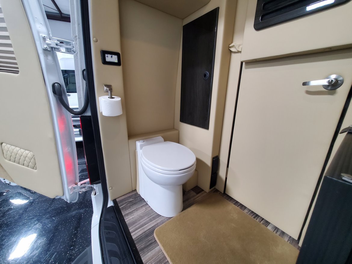 Sprinter for Sale in Houston, TX - Photo 6