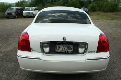 2006 Lincoln Town Car Limousine for Sale in exeter, Pennsylvania, US - Photo 4