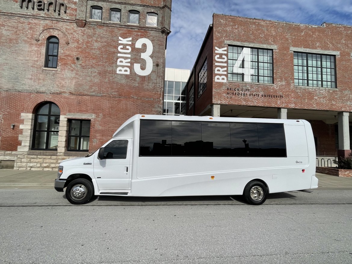 Shuttle Bus for Sale in Springfield, MO - Photo 5
