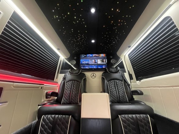 2022 Mercedes-Benz Sprinter 144" Low Roof CEO Sprinter for Sale in Springfield, MO - Photo 2