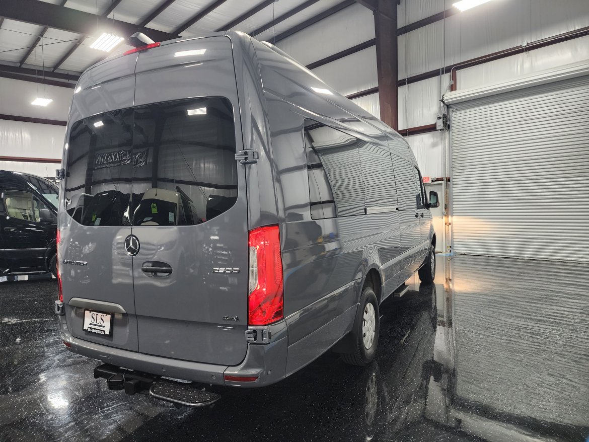 2020 Limos by Moonlight Mercedes-Benz Sprinter 3500 Business Class Sprinter - Photo 3