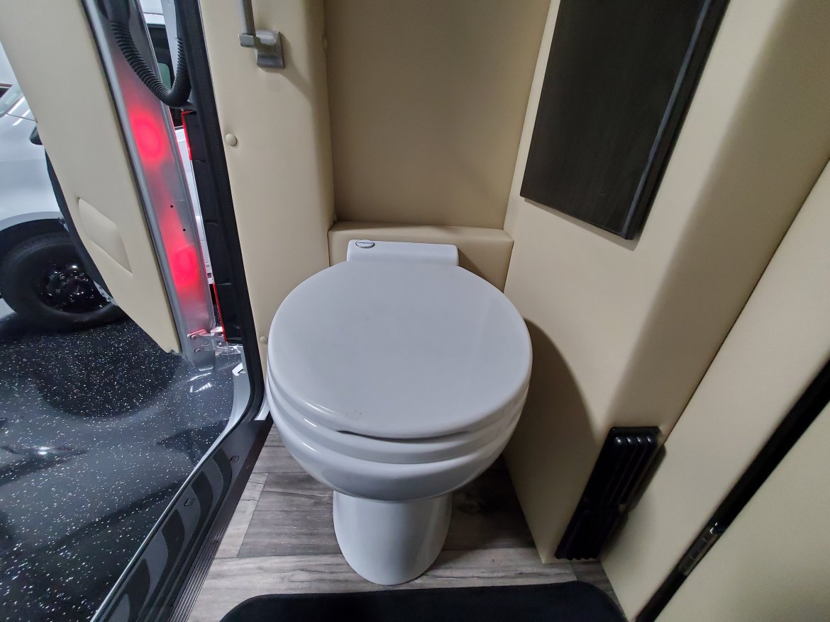 Sprinter for Sale in Houston, TX - Photo 11