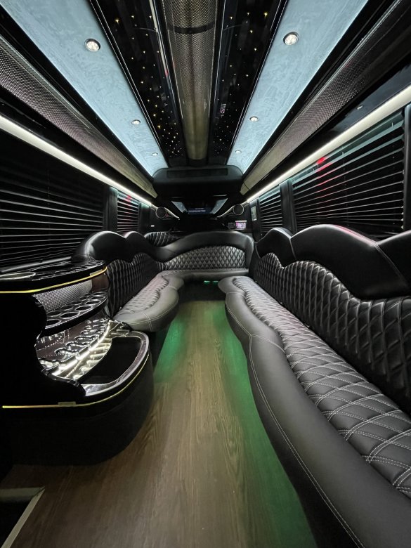 2015 Mercedes-Benz 3500 170' Extended Sprinter for Sale in Anaheim, CA - Main Photo