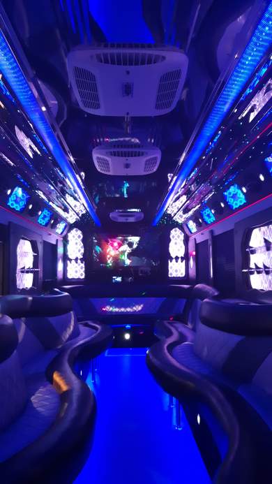 2012 CT Freightliner Motorcoach Party Bus w/ bathroom