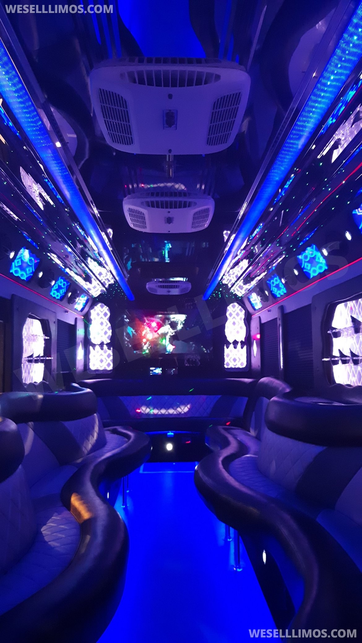 Limo Bus for Sale in Elyria, OH - Photo 10