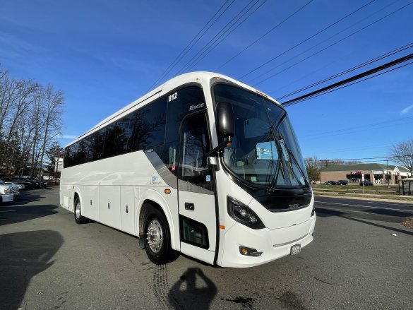 2016 Freightliner 38 Passenger Motorcoach  S3436 Motorcoach for Sale in Morganville, NJ - Photo 2