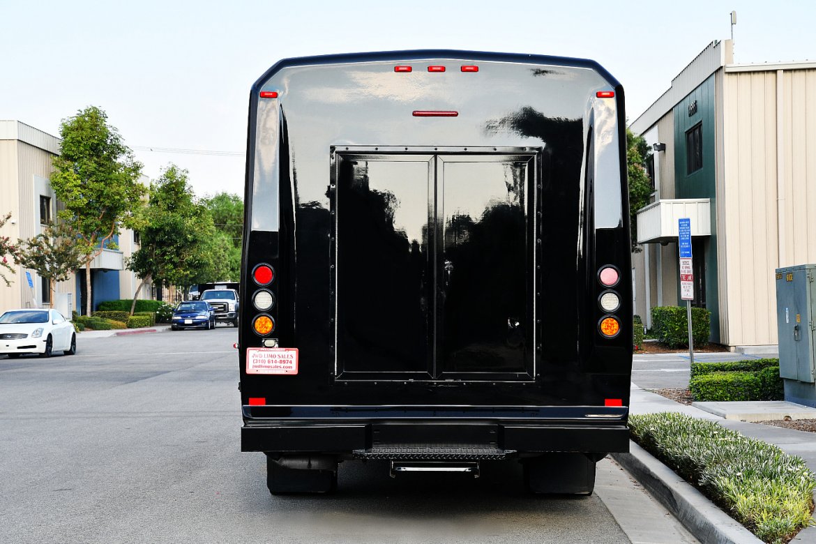 Photo of Limo Bus for sale: 2013 Ford F-550 by Eldorado