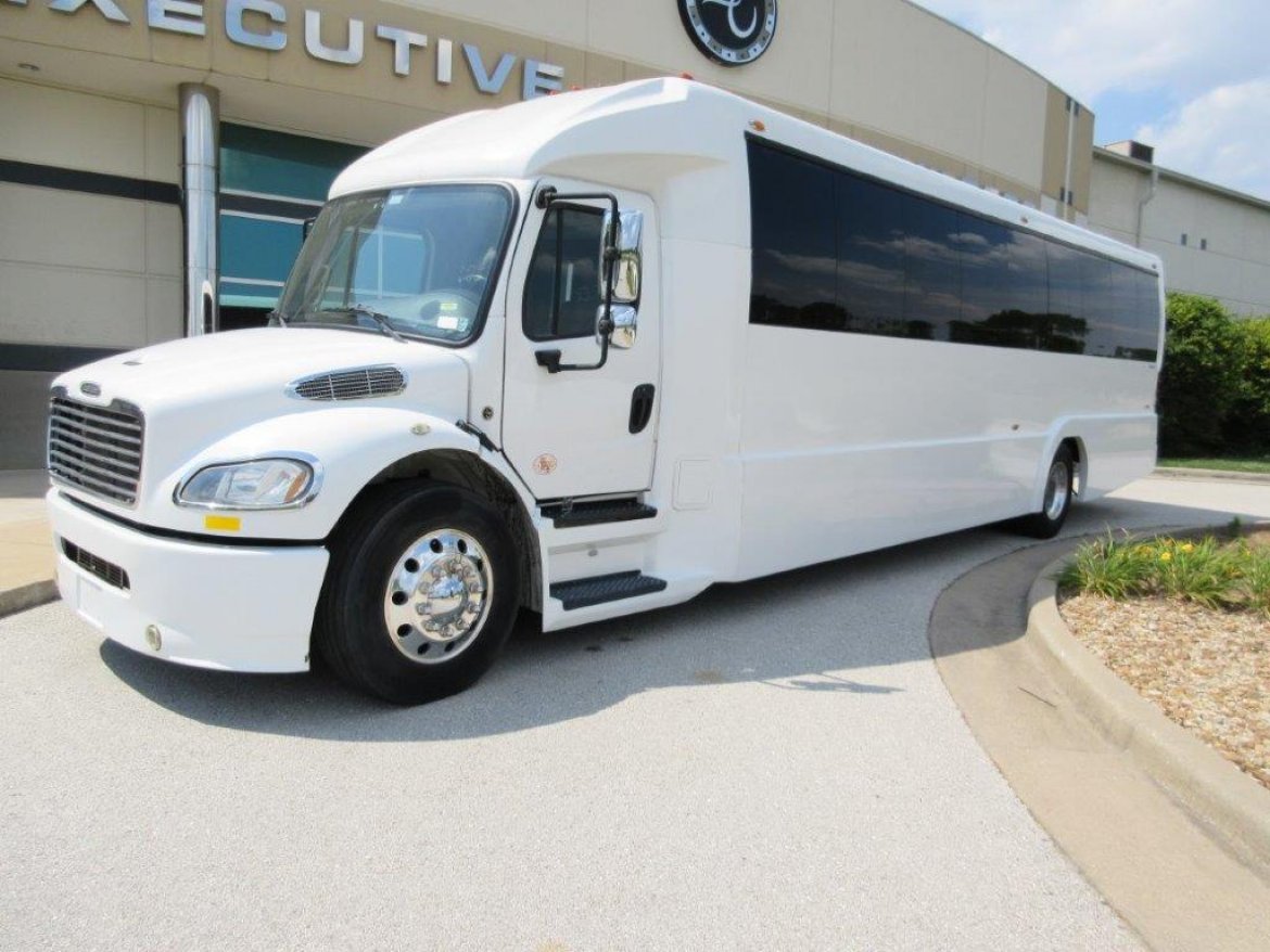 Shuttle Bus for sale: 2017 Freightliner Shuttle Bus 40&quot; by Executive Coach Builders