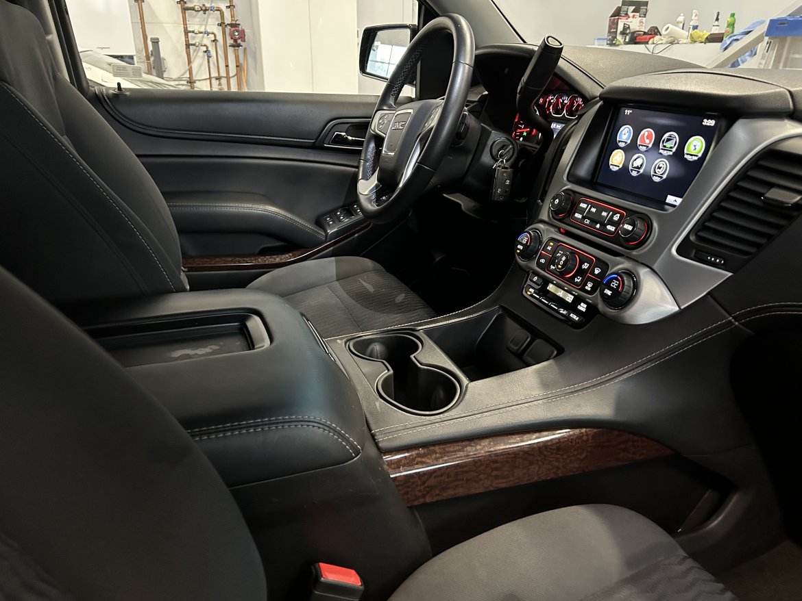 CEO SUV Mobile Office for Sale in Cumberland, ON - Photo 10