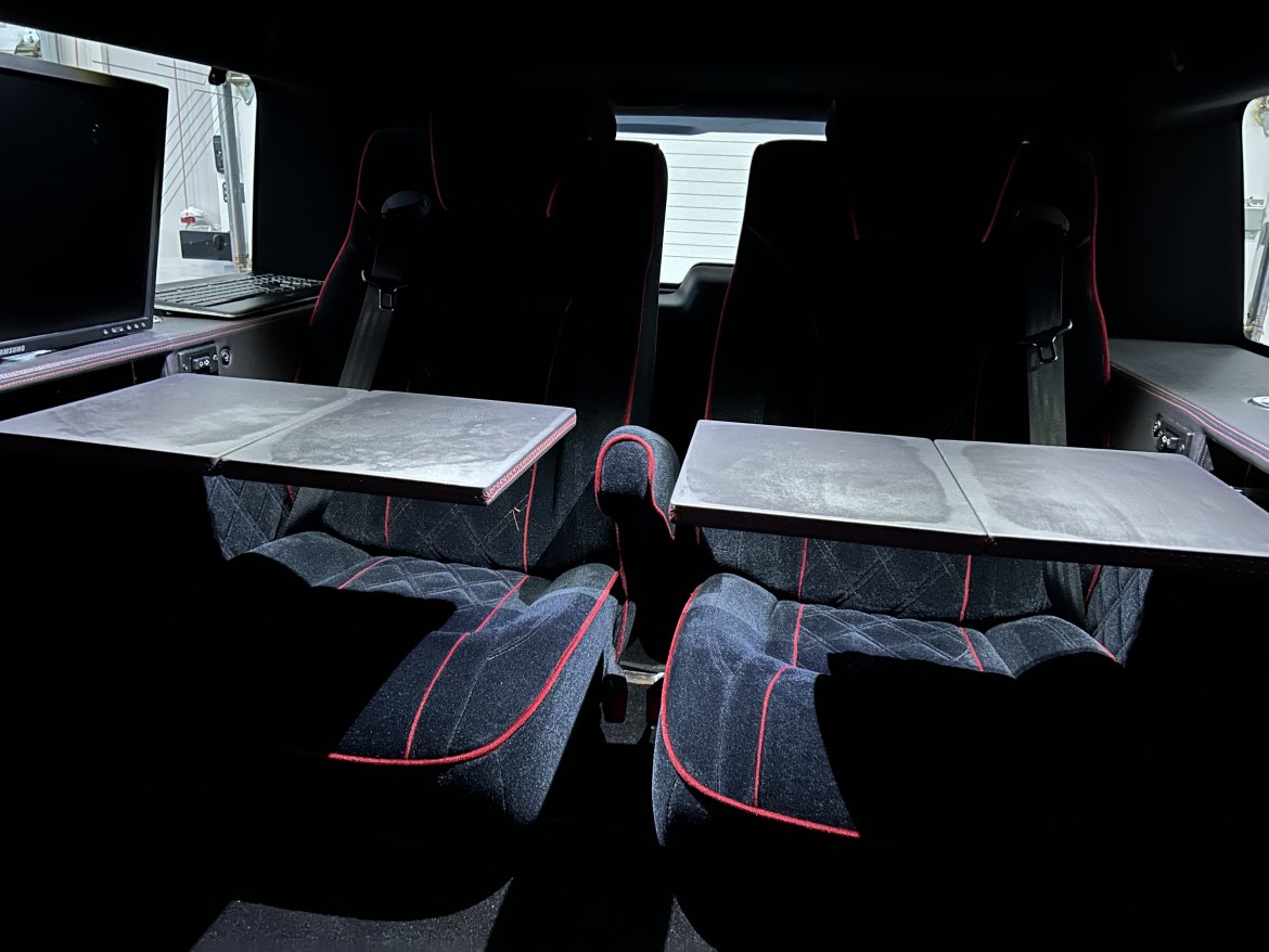 CEO SUV Mobile Office for Sale in Cumberland, ON - Photo 20
