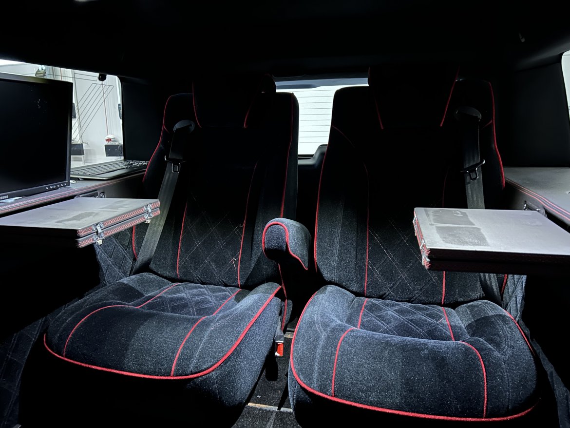 CEO SUV Mobile Office for Sale in Cumberland, ON - Photo 19