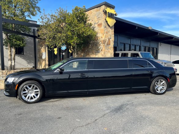 2019 Chrysler 300 Limousine for Sale in Richmond, VA - Main Photo