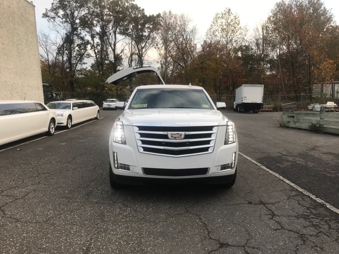 SUV Stretch for Sale in Bridgewater, NJ - Photo 9