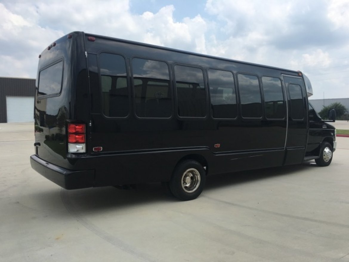Photo of Shuttle Bus for sale: 2012 Ford E 450 by Krystal