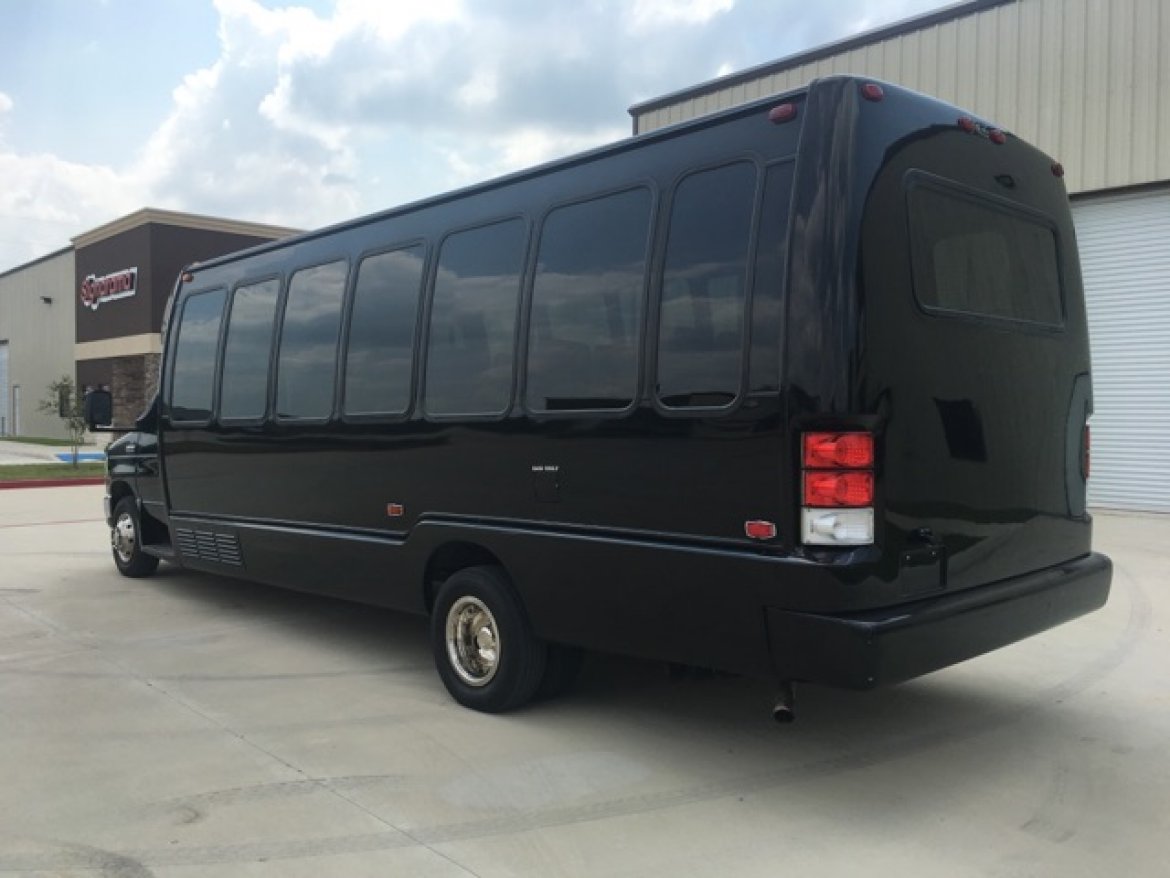 Used 2012 Ford E 450 for sale in Houston, TX #WS-10593 | We Sell Limos