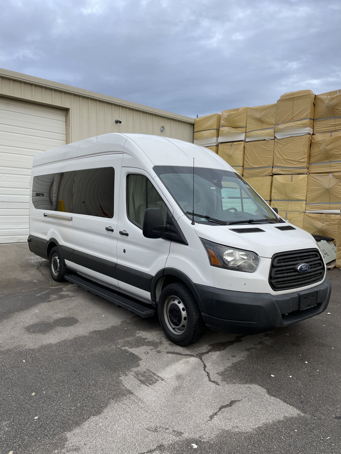 CEO SUV Mobile Office for Sale in Louisville, KY - Photo 4