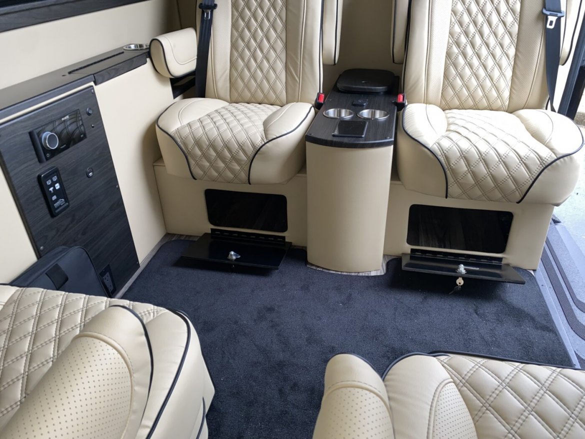 2020 Midwest Automotive Mercedes-Benz Sprinter 3500 EXT - Photo 2