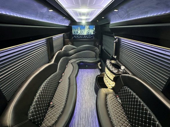 2021 Mercedes-Benz 3500 Sprinter Limousine Sprinter for Sale in Carson, CA - Photo 3