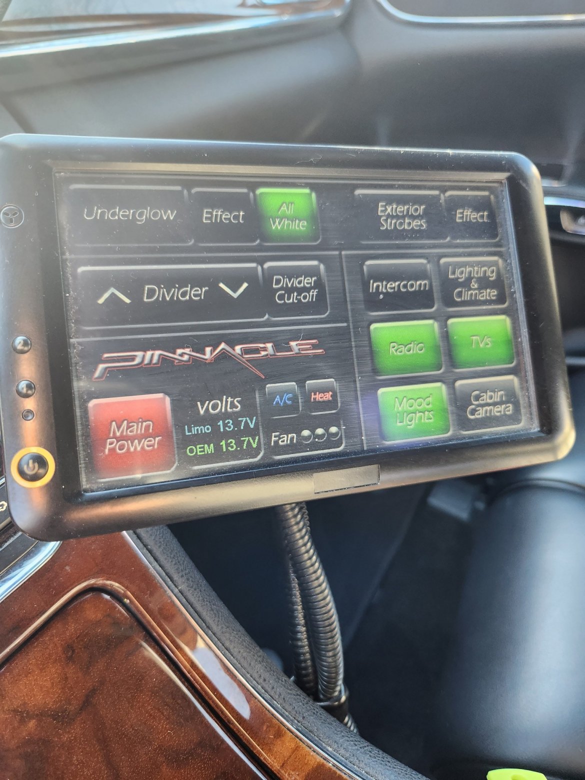 Limousine for Sale in Fontana, CA - Photo 9