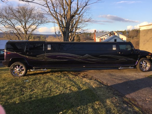 2006 Hummer H2 Limousine for Sale in Sugarloaf, PA - Main Photo