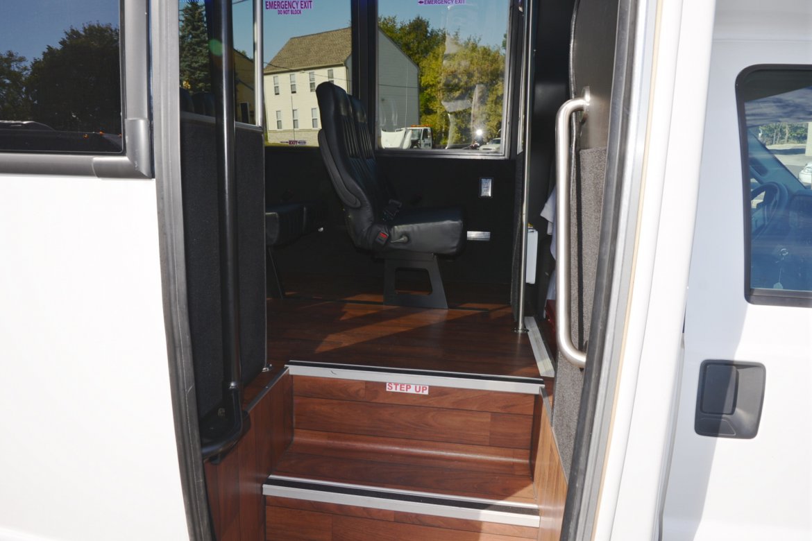 Photo of Shuttle Bus for sale: 2014 Ford F-550 33&quot; by Grech Motors