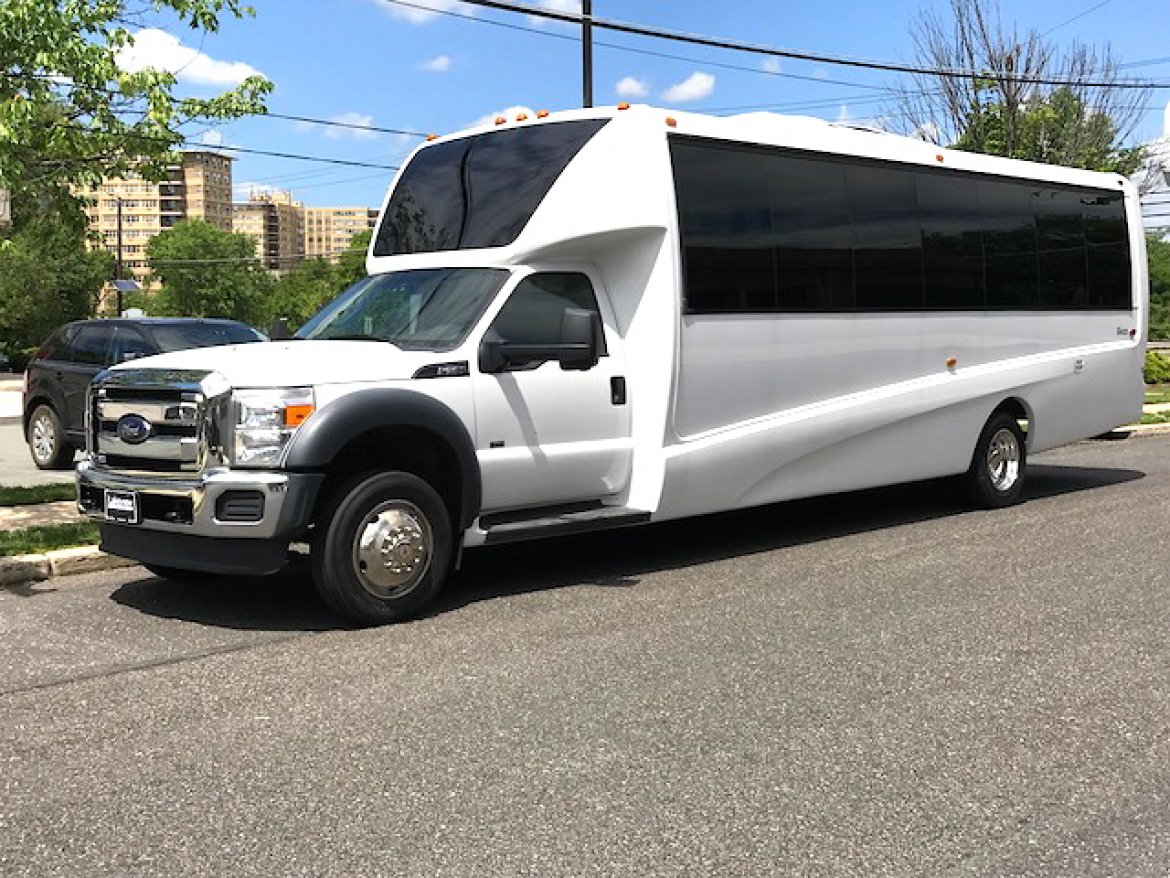 Shuttle Bus for sale: 2014 Ford F-550 33&quot; by Grech Motors