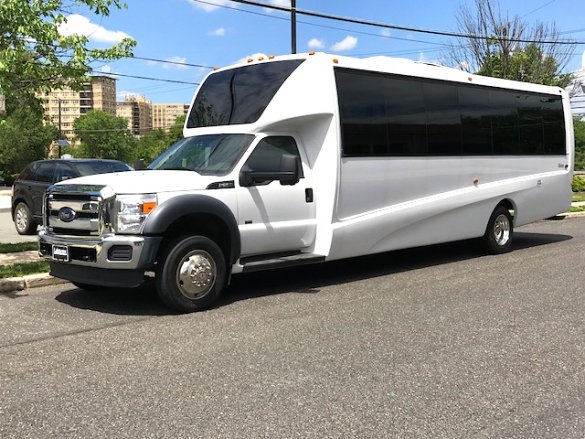 2014 Ford F-550 Shuttle Bus for Sale in Oaklyn, NJ - Main Photo
